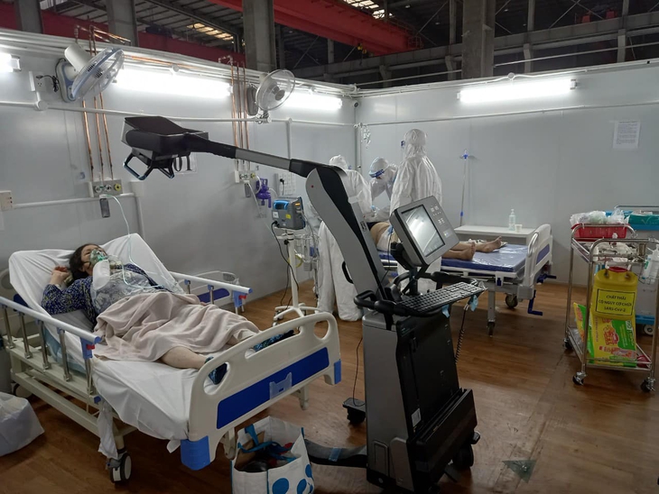 Tạo thuận lợi tối đa thanh toán chi phí khám chữa bệnh BHYT tại các bệnh viện điều trị COVID-19

 - Ảnh 1.