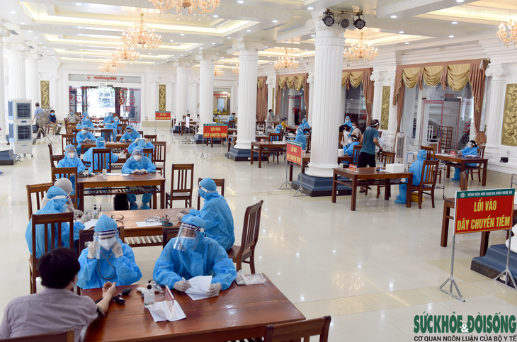 Nghệ An triển khai tiêm hơn 18 ngàn liều vaccine COVID-19  - Ảnh 6.
