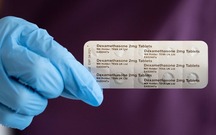 Có nên dùng sớm thuốc corticosteroid cho bệnh nhân COVID-19?  - Ảnh 1.