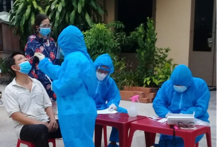 103 ca nhiễm SARS-CoV-2 trong 24 giờ, TP Nha Trang vẫn là điểm nóng - Ảnh 1.