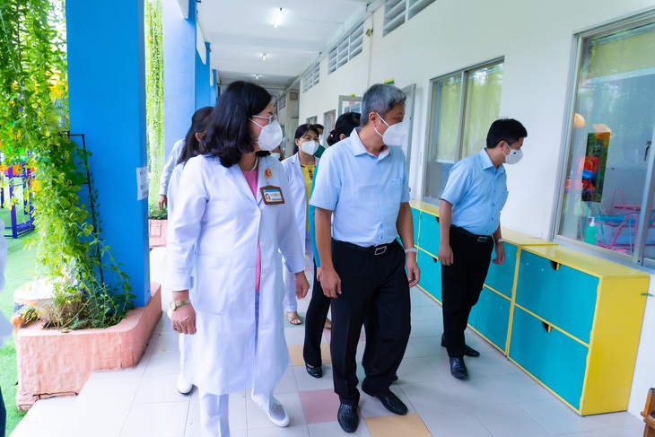 Thành lập trung tâm chăm sóc sơ sinh có mẹ nhiễm COVID-19 - Ảnh 2. Thành lập trung tâm chăm sóc sơ sinh có mẹ nhiễm COVID-19 - Ảnh 2.
