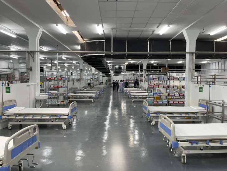 Bên trong Trung tâm Hồi sức tích cực điều trị bệnh nhận COVID-19 của Bệnh viện TW Huế tại TP. HCM - Ảnh 4. Bên trong Trung tâm Hồi sức tích cực điều trị bệnh nhận COVID-19 của Bệnh viện TW Huế tại TP. HCM - Ảnh 4.