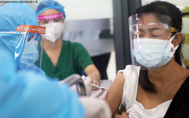 Khắc phục ngay những tồn tại trong hoạt động tiêm vaccine phòng COVID-19