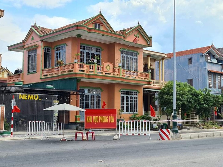Quảng Bình: Giãn cách theo Chỉ thị 16 các khu vực có dịch, toàn tỉnh thực hiện Chỉ thị 15 - Ảnh 1.