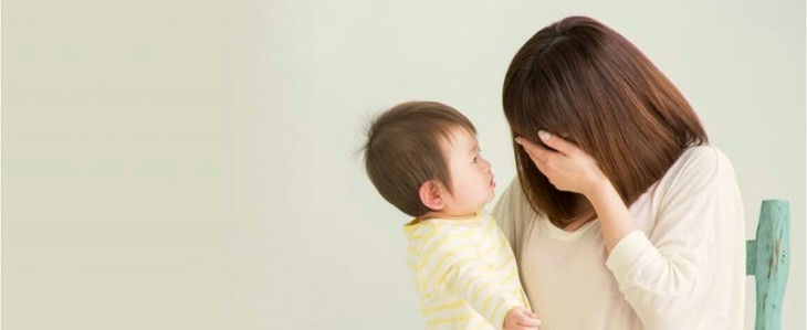 Những áp lực cuộc sống là yếu tố làm gia tăng tình trạng trầm cảm của người mẹ sau khi sinh con. Những áp lực cuộc sống là yếu tố làm gia tăng tình trạng trầm cảm của người mẹ sau khi sinh con.