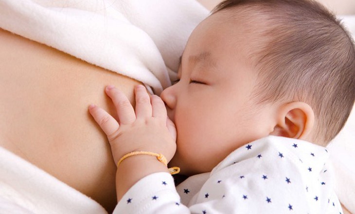 Xử trí đúng cách trẻ sốt sau tiêm vaccine - Ảnh 4.
