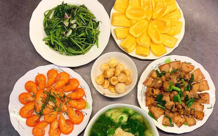 Lời khuyên hữu ích của bác sĩ dinh dưỡng giúp người cao tuổi sống vui, khỏe