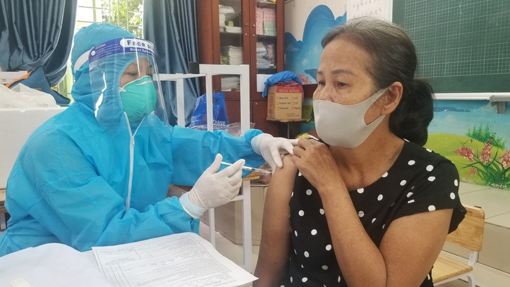 Trong ngày 27/8, TP.HCM có 2.236 bệnh nhân COVID-19 xuất viện - Ảnh 3. Trong ngày 27/8, TP.HCM có 2.236 bệnh nhân COVID-19 xuất viện - Ảnh 3.