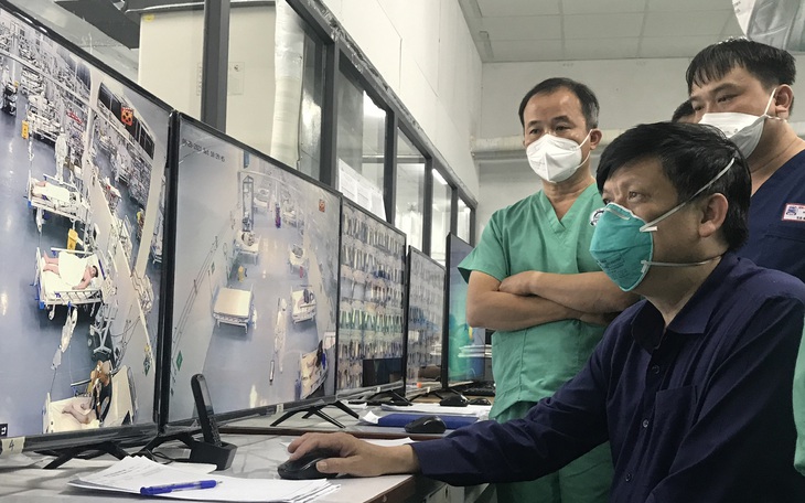 Bộ trưởng Bộ Y tế: Trung tâm hồi sức tích cực phải điều trị người bệnh COVID-19 nặng tốt nhất