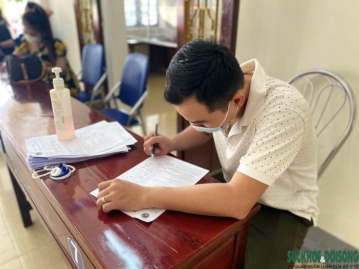 Hiến máu an toàn, không ngại COVID-19 - Ảnh 4. Hiến máu an toàn, không ngại COVID-19 - Ảnh 4.