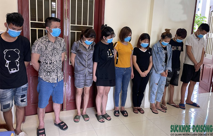 Thanh Hóa: Chủ tịch xã bị tạm đình chỉ công tác vì thiếu trách nhiệm trong phòng, chống dịch - Ảnh 2. Thanh Hóa: Chủ tịch xã bị tạm đình chỉ công tác vì thiếu trách nhiệm trong phòng, chống dịch - Ảnh 2.