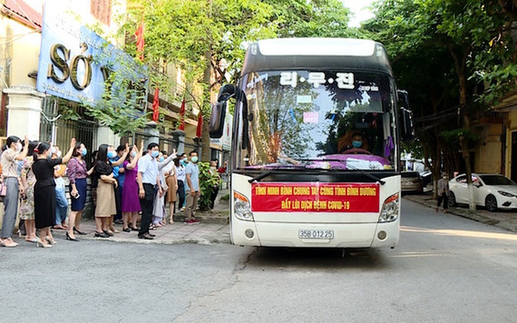 Ninh Bình hỗ trợ Bình Dương chống COVID-19