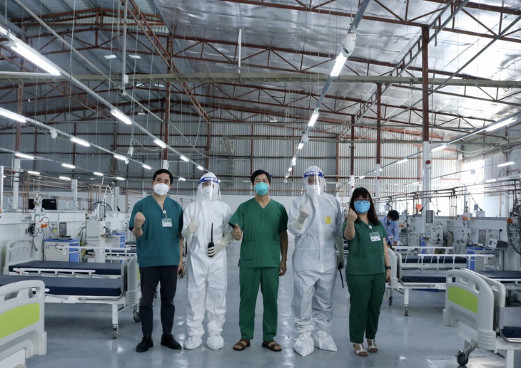 Phó thủ tướng Vũ Đức Đam: “Thêm một bệnh viện là thêm niềm hy vọng, thêm niềm tin giữ lại rất nhiều cuộc sống…” - Ảnh 5. Phó thủ tướng Vũ Đức Đam: “Thêm một bệnh viện là thêm niềm hy vọng, thêm niềm tin giữ lại rất nhiều cuộc sống…” - Ảnh 5.