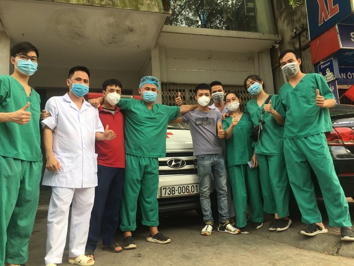 Ra Bắc rồi vào Nam chống dịch, chàng trai 9X lại cùng ba về quê nhà Quảng Bình chuyển F - Ảnh 2. Ra Bắc rồi vào Nam chống dịch, chàng trai 9X lại cùng ba về quê nhà Quảng Bình chuyển F - Ảnh 2.