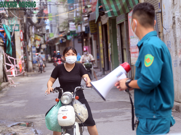 Các tổ chức chính trị - xã hội "chung lưng đấu cật" cùng Chính phủ đẩy lùi dịch COVID-19 - Ảnh 3. Các tổ chức chính trị - xã hội "chung lưng đấu cật" cùng Chính phủ đẩy lùi dịch COVID-19 - Ảnh 3.