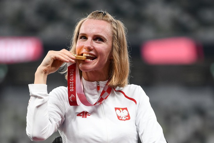 Vượt qua bệnh tật: Từ địa ngục đến HCV Paralympic Tokyo 2020 - Ảnh 5.