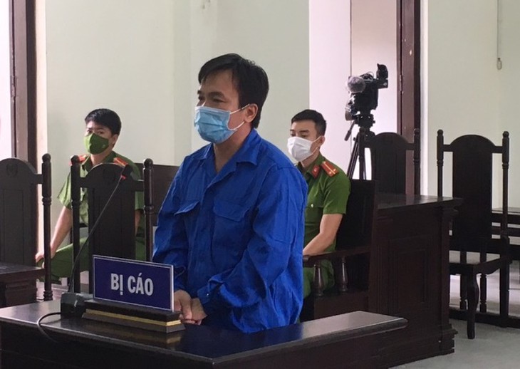Phiên xét xử tài xế điều khiển phương tiện "thông chốt" kiểm soát dịch