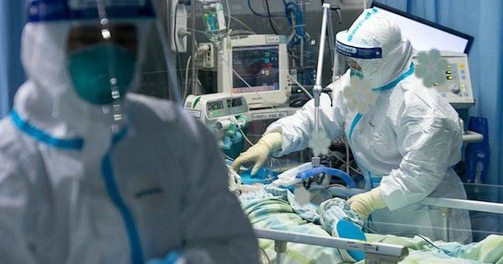 Hà Nội phân luồng chuyển người bệnh COVID-19 đến các đơn vị điều trị - Ảnh 1. Hà Nội phân luồng chuyển người bệnh COVID-19 đến các đơn vị điều trị - Ảnh 1.
