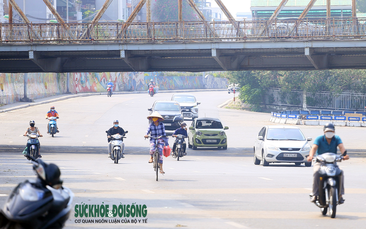 Đường phố Hà Nội ra sao trước khi hết giãn cách xã hội? - Ảnh 1.