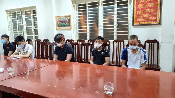 Bắt nam thanh niên bao che cho nhóm bạn cướp xe máy của nữ lao công - Ảnh 1. Bắt nam thanh niên bao che cho nhóm bạn cướp xe máy của nữ lao công - Ảnh 1.