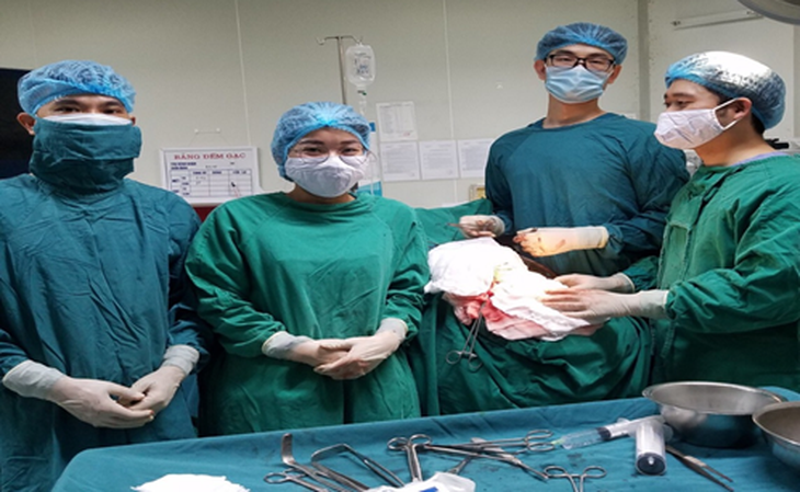 Phẫu thuật tạo hình khuyết hổng xương sọ bằng công nghệ 3D - Ảnh 1. Phẫu thuật tạo hình khuyết hổng xương sọ bằng công nghệ 3D - Ảnh 1.