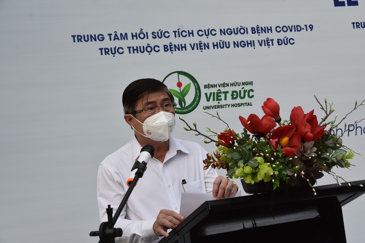Thành lập các trung tâm hồi sức tích cực COVID-19 tại TP.HCM, “phép màu” từ sự nỗ lực không mệt mỏi - Ảnh 2.
