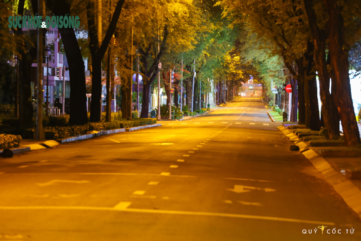 Nhiếp ảnh gia Hải An: Vượt rủi ro, sợ hãi kể chuyện bằng ảnh ở điểm nóng COVID-19 - Ảnh 3. Nhiếp ảnh gia Hải An: Vượt rủi ro, sợ hãi kể chuyện bằng ảnh ở điểm nóng COVID-19 - Ảnh 3.