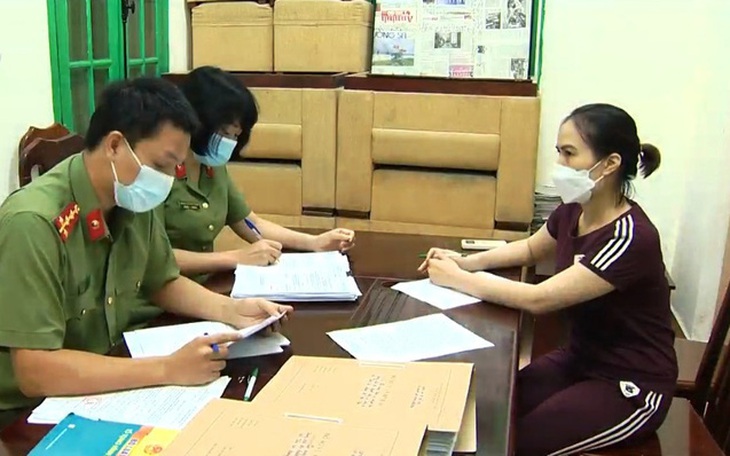 Bộ trường GTVT ra Chỉ thị khẩn sau vụ cán bộ bị bắt vì "bán thẻ luồng xanh” - Ảnh 2. Bộ trường GTVT ra Chỉ thị khẩn sau vụ cán bộ bị bắt vì "bán thẻ luồng xanh” - Ảnh 2.
