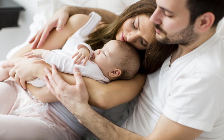 Quan hệ tình dục sau sinh - 4 cách để cặp đôi 'giữ lửa'
