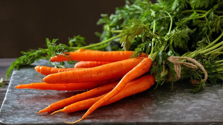 8 vitamin cần cho đôi mắt sáng khỏe - Ảnh 3.
