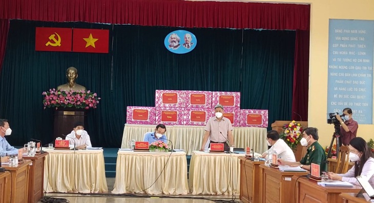 Thứ trưởng Bộ Y tế Nguyễn Trường Sơn chỉ ra 4 nhiệm vụ phải làm nếu muốn huyện Cần Giờ "sạch" COVID-19 sau 15/9 - Ảnh 1. Thứ trưởng Bộ Y tế Nguyễn Trường Sơn chỉ ra 4 nhiệm vụ phải làm nếu muốn huyện Cần Giờ "sạch" COVID-19 sau 15/9 - Ảnh 1.