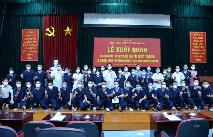 Lần thứ 3, Bệnh viện Nội tiết Trung ương cử đoàn cán bộ chống dịch chi viện cho miền Nam - Ảnh 4.