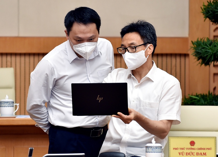 Thủ tướng: Người dân phải được tiếp cận y tế từ sớm, từ xa, từ cơ sở nếu không hệ thống Y tế sẽ quá tải - Ảnh 6.