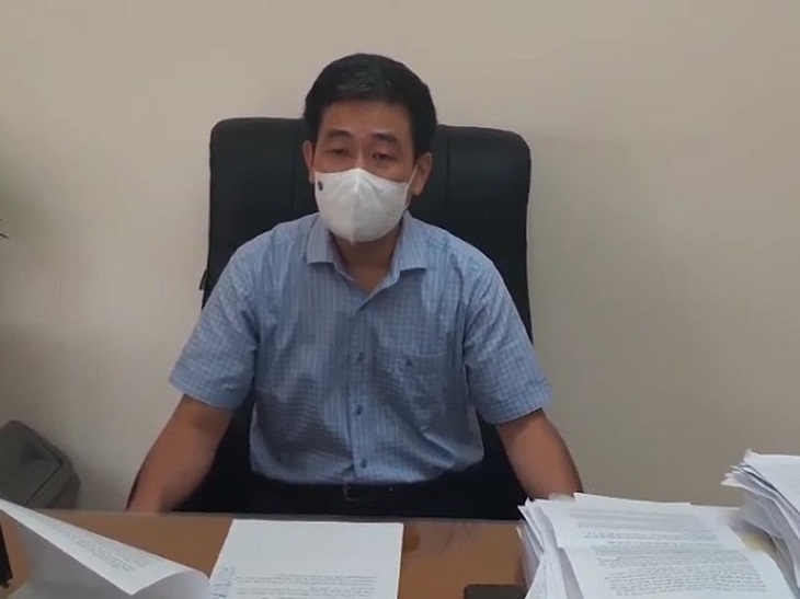 Ông Nguyên Quốc Hoàn, Phó Chủ tịch quận Hoàn Kiếm trả lời phỏng vấn báo SK & ĐS.