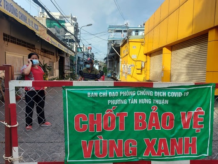 TP.HCM: “vùng đỏ”, “vùng cam” thu hẹp rõ, vùng xanh đạt trên 50% - Ảnh 2.