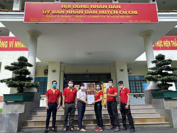 Ấm lòng mùa dịch: Tập đoàn Masan tiếp sức 150.000 hộp sữa đến bệnh nhân COVID-19 tại Thành phố Hồ Chí Minh - Ảnh 2. Ấm lòng mùa dịch: Tập đoàn Masan tiếp sức 150.000 hộp sữa đến bệnh nhân COVID-19 tại Thành phố Hồ Chí Minh - Ảnh 2.