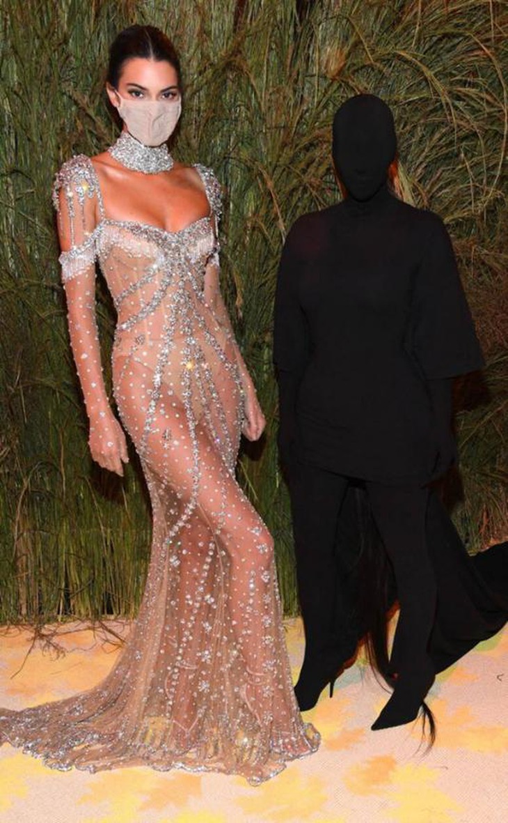  Kim Kardashian 3