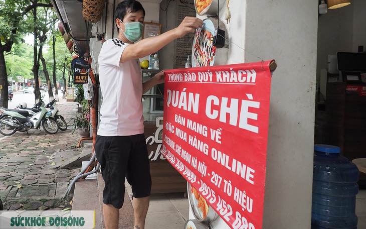 Quán ăn trong “vùng xanh” tất bật mở cửa trở lại đón khách