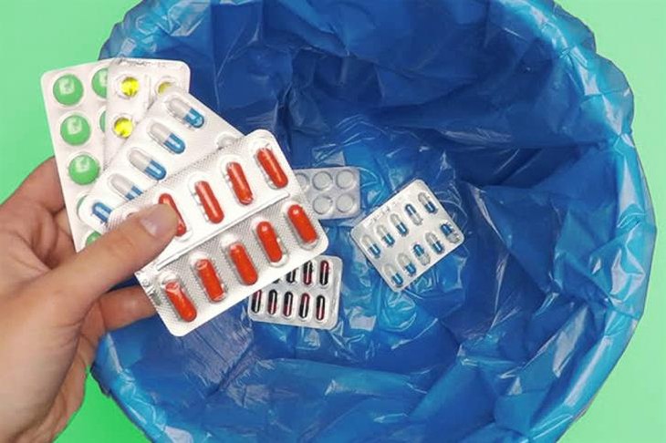Italy cảnh báo: Không lạm dụng thuốc trị mụn rộp làm phương pháp điều trị COVID-19 - Ảnh 1.