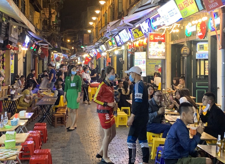 Quận Hoàn Kiếm mong muốn TP. Hà Nội sớm chỉ đạo áp dụng việc nới lỏng - Ảnh 2.