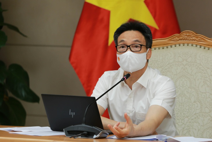 Phó Thủ tướng Vũ Đức Đam: Chủ động chuẩn bị để tiến tới chung sống an toàn với virus SASR-CoV-2 - Ảnh 2.