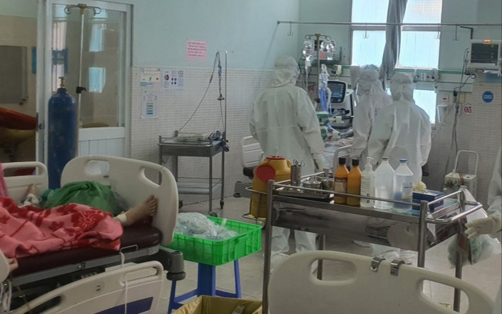 Cần phối hợp chuyển tầng điều trị bệnh nhân COVID-19 một cách nhịp nhàng - Ảnh 3.