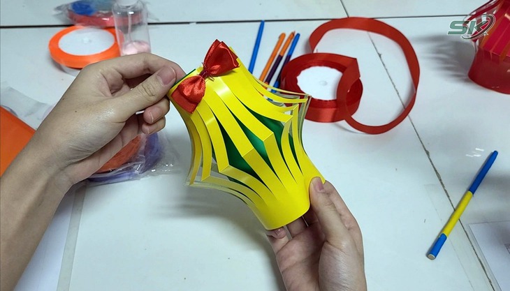 Thầy thuốc trẻ trong khu cách ly tập trung và mong muốn có một Tết Trung thu ấm áp nơi tâm dịch - Ảnh 3.