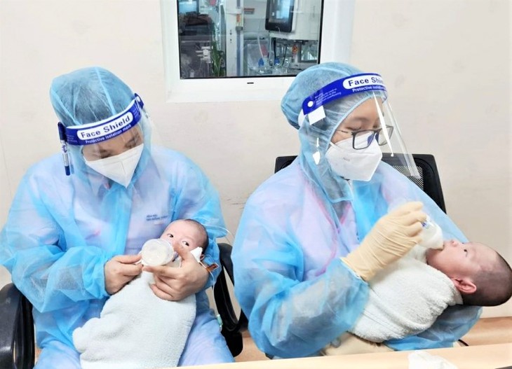 Trẻ mồ côi phải được sống trong môi trường gia đình, sống cùng người thân, cộng đồng nơi các em sinh ra - Ảnh 2. Trẻ mồ côi phải được sống trong môi trường gia đình, sống cùng người thân, cộng đồng nơi các em sinh ra - Ảnh 2.