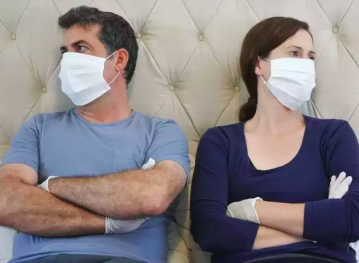 COVID-19 ảnh hưởng tới cuộc sống tình dục lứa đôi như thế nào? - Ảnh 1.