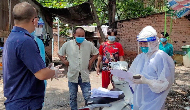 Trạm Y tế lưu động: Số điện thoại cá nhân bất đắc dĩ thành số hotline - Ảnh 3.