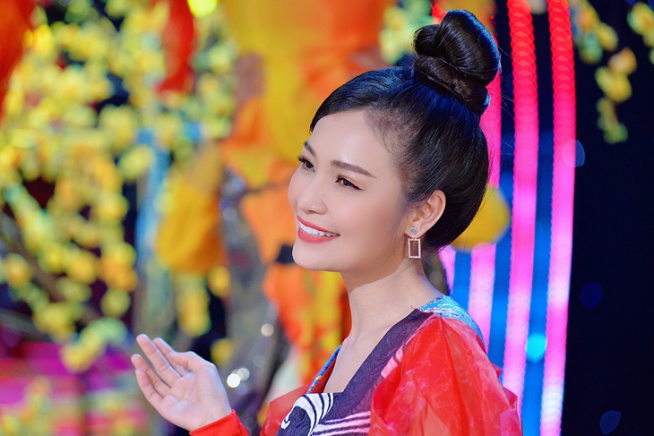 Sống khác mùa COVID-19: Ca sĩ Trang Thanh làm livestream bước qua dịch bệnh - Ảnh 8. Sống khác mùa COVID-19: Ca sĩ Trang Thanh làm livestream bước qua dịch bệnh - Ảnh 8.