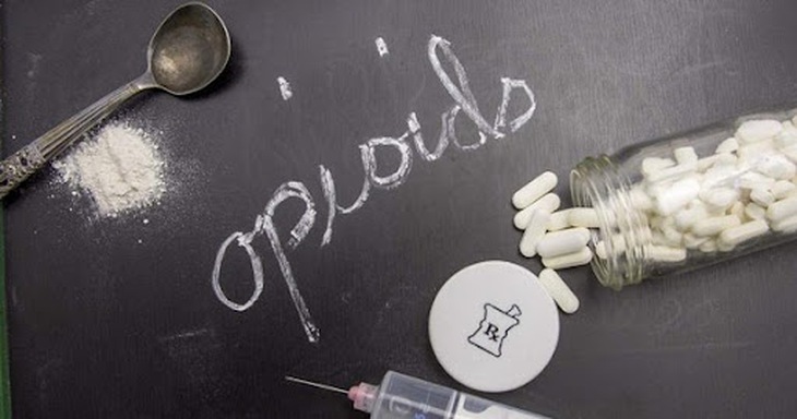 Liệu vaccine có thể ngăn ngừa việc lạm dụng chất gây nghiện? - Ảnh 1. Liệu vaccine có thể ngăn ngừa việc lạm dụng chất gây nghiện? - Ảnh 1.