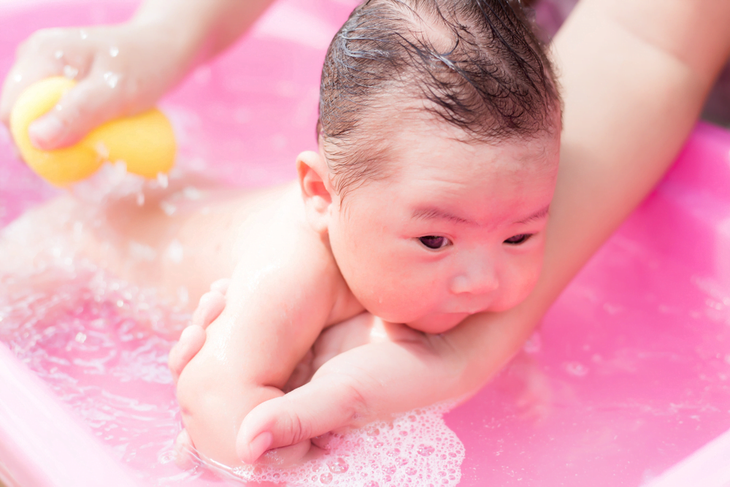 Hướng dẫn cha mẹ xử trí hạt kê ở trẻ sơ sinh - Ảnh 4.