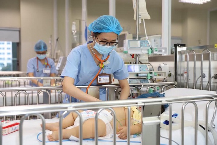 Gia tăng các ca bệnh nhiễm khuẩn huyết tụ cầu ở trẻ - Ảnh 1.